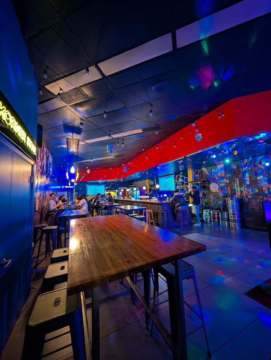 The Korner Store Bites & Vibes