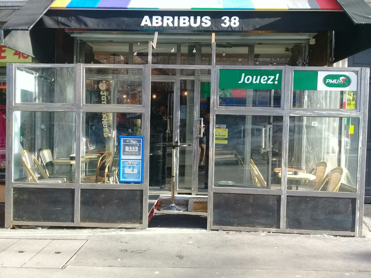 Abribus 38 Bar PMU, photo 3