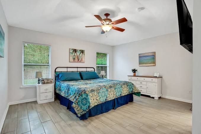 Family-sized townhome, mins from wedding venue shopping @ Oakleaf Town Center, photo 2