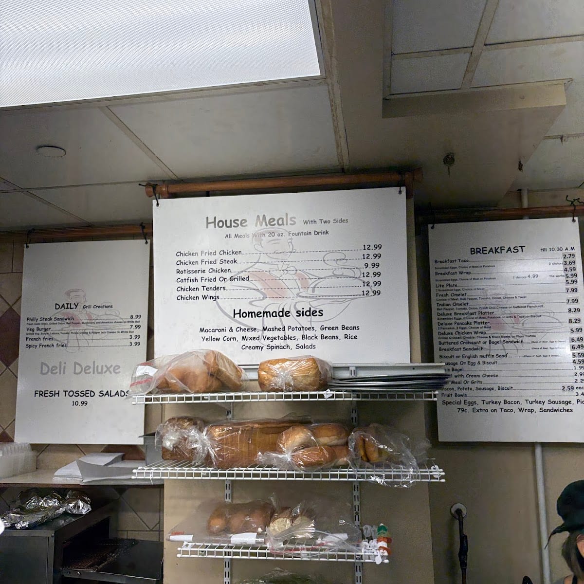 Deli Deluxe, photo 3