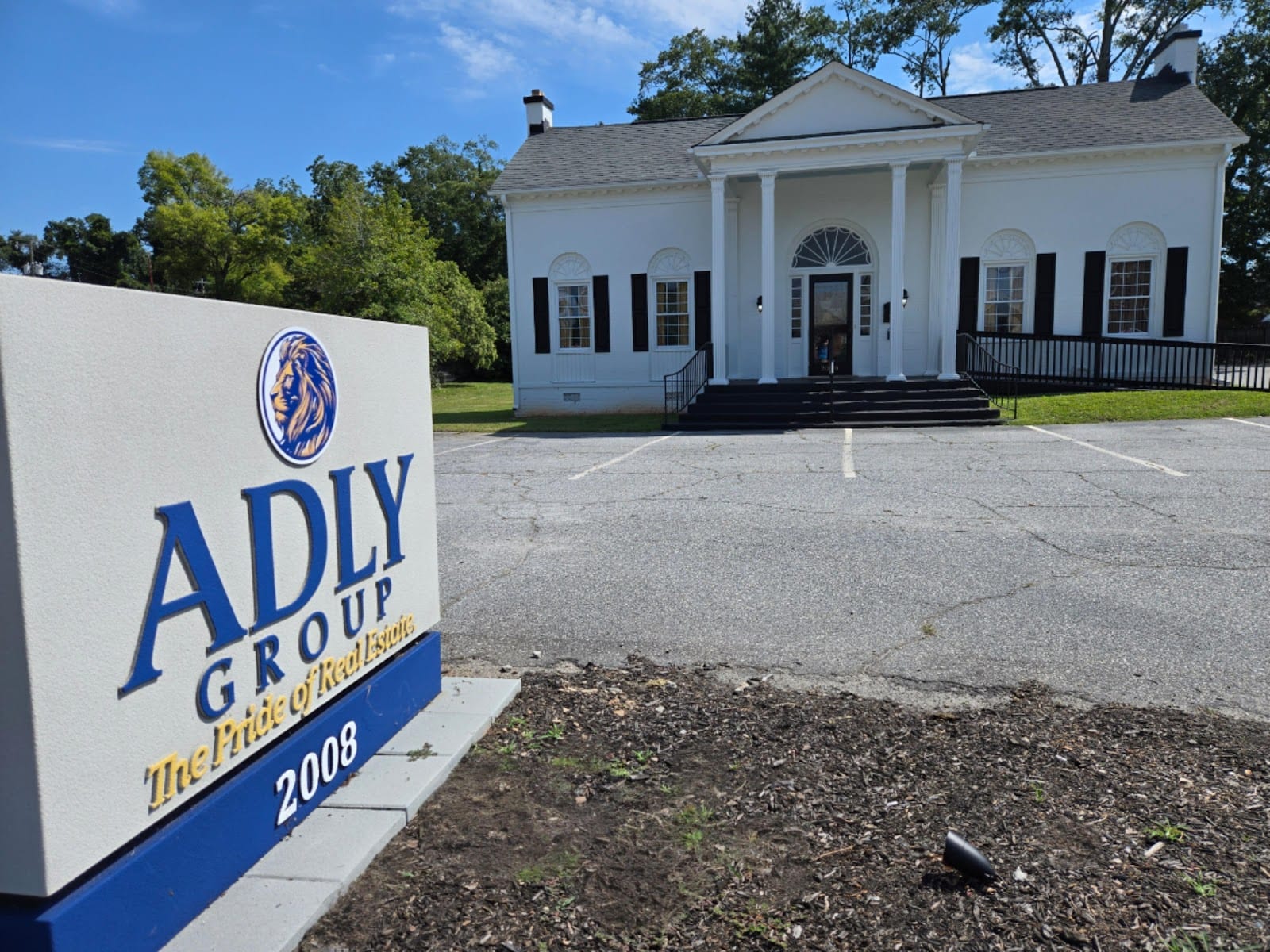 ADLY GROUP Realty, photo 2
