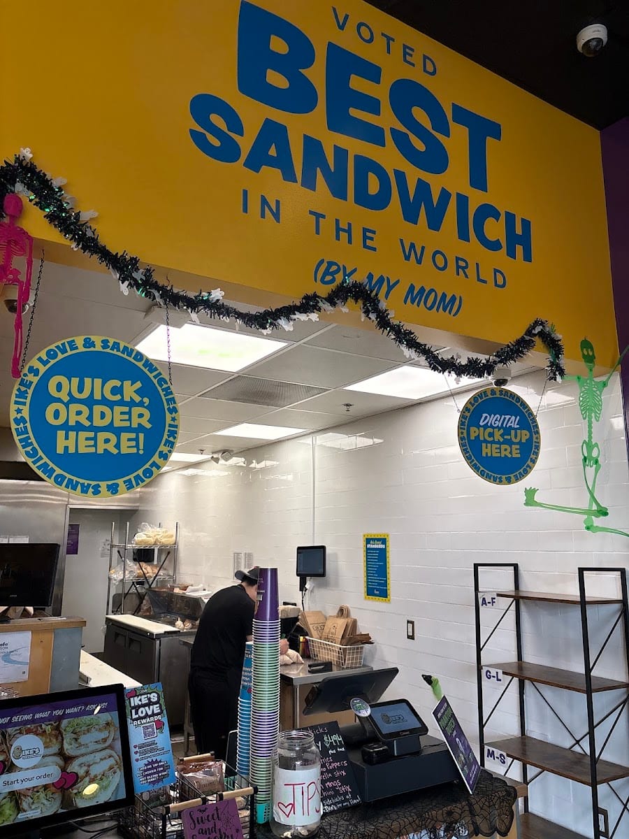 Ike's Love & Sandwiches