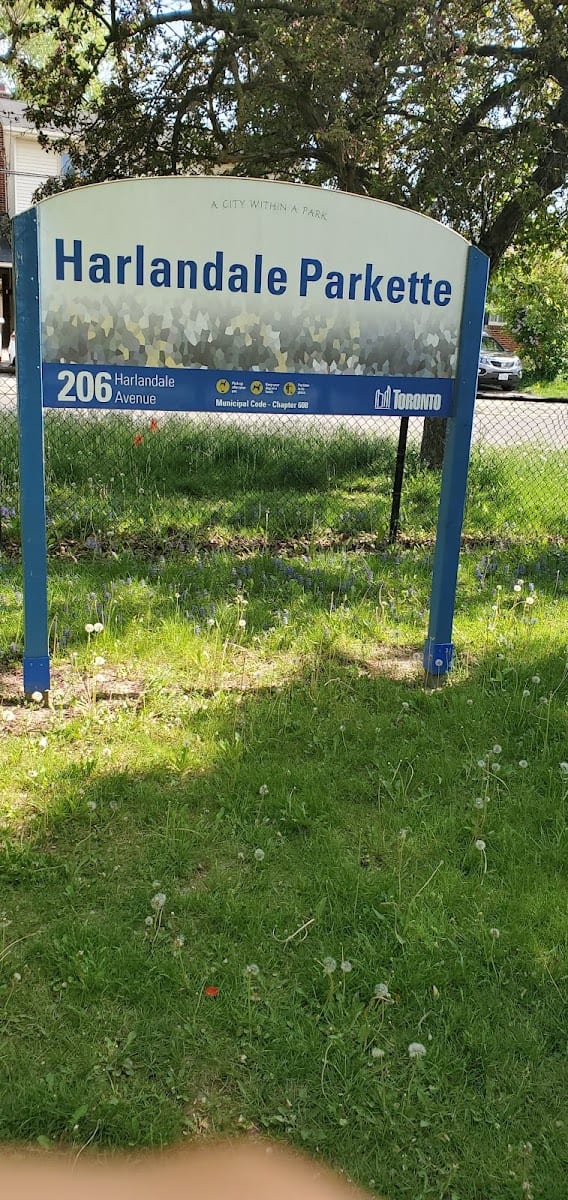Harlandale Parkette, photo 2
