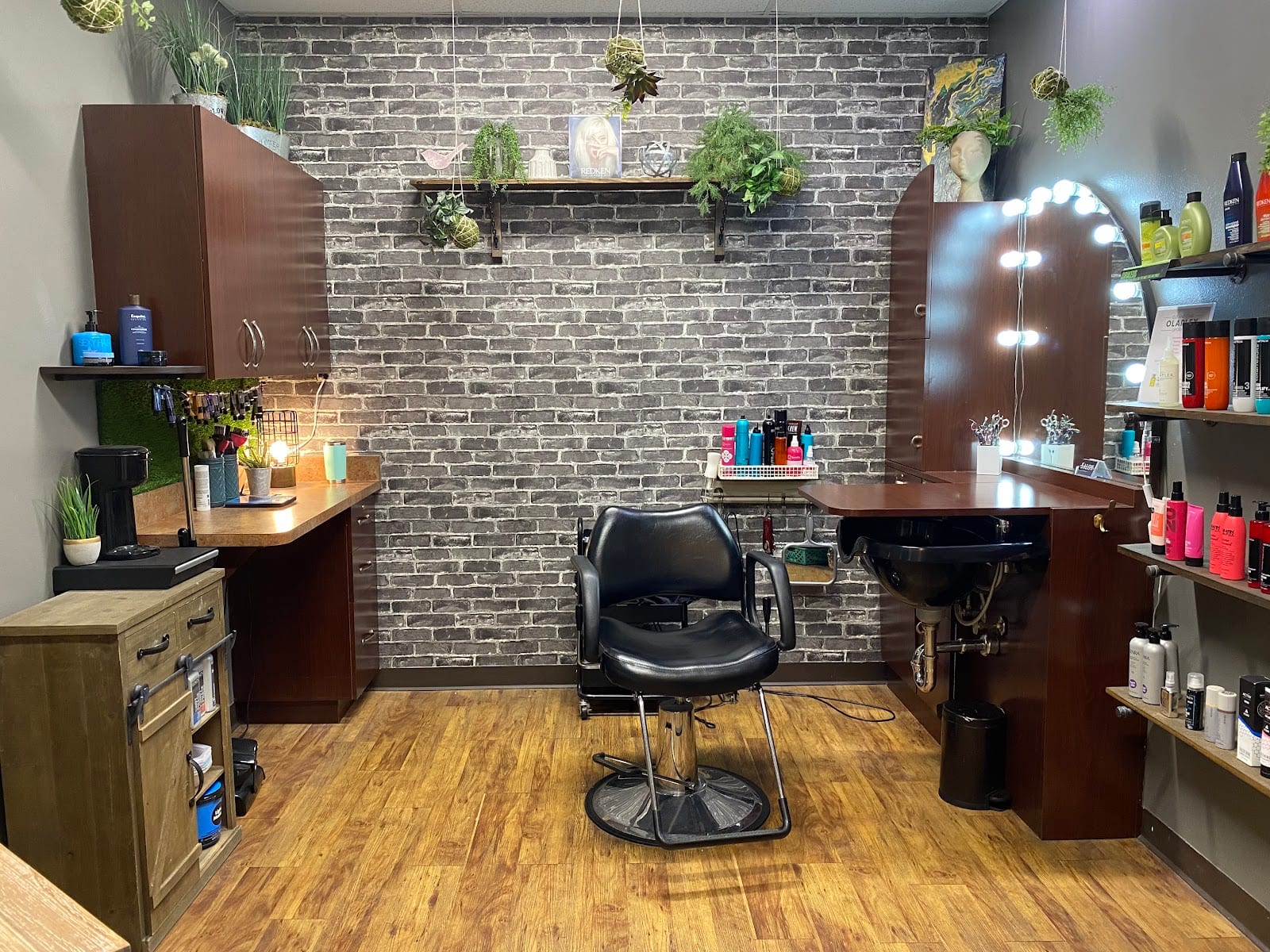 Copper Via Salon Studios