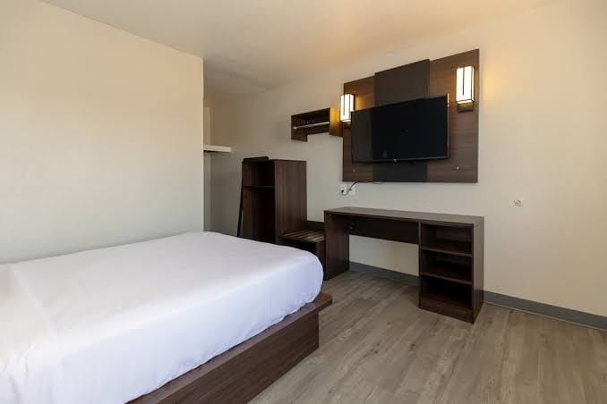 Lubbock Inn & Suites