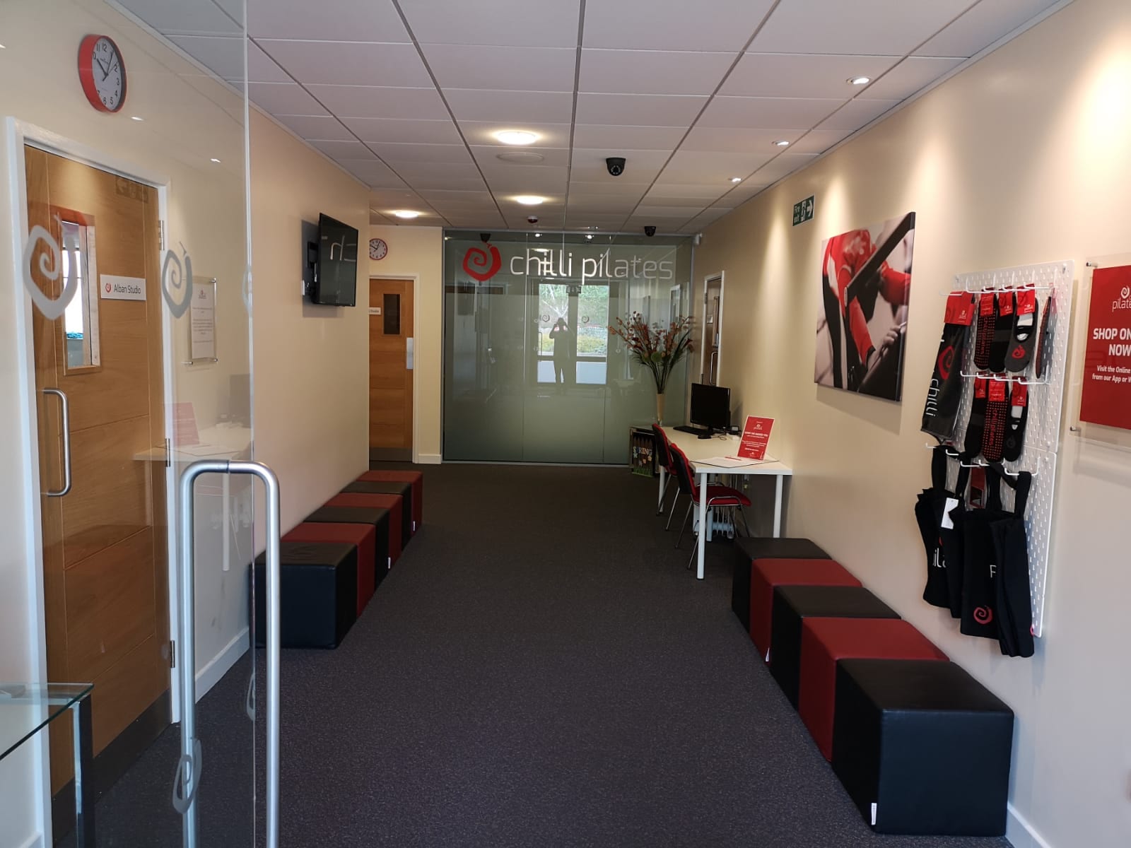 Sports Massage Excellence - Professional Sports & Deep Tissue Massage Therapist in St Albans, photo 2