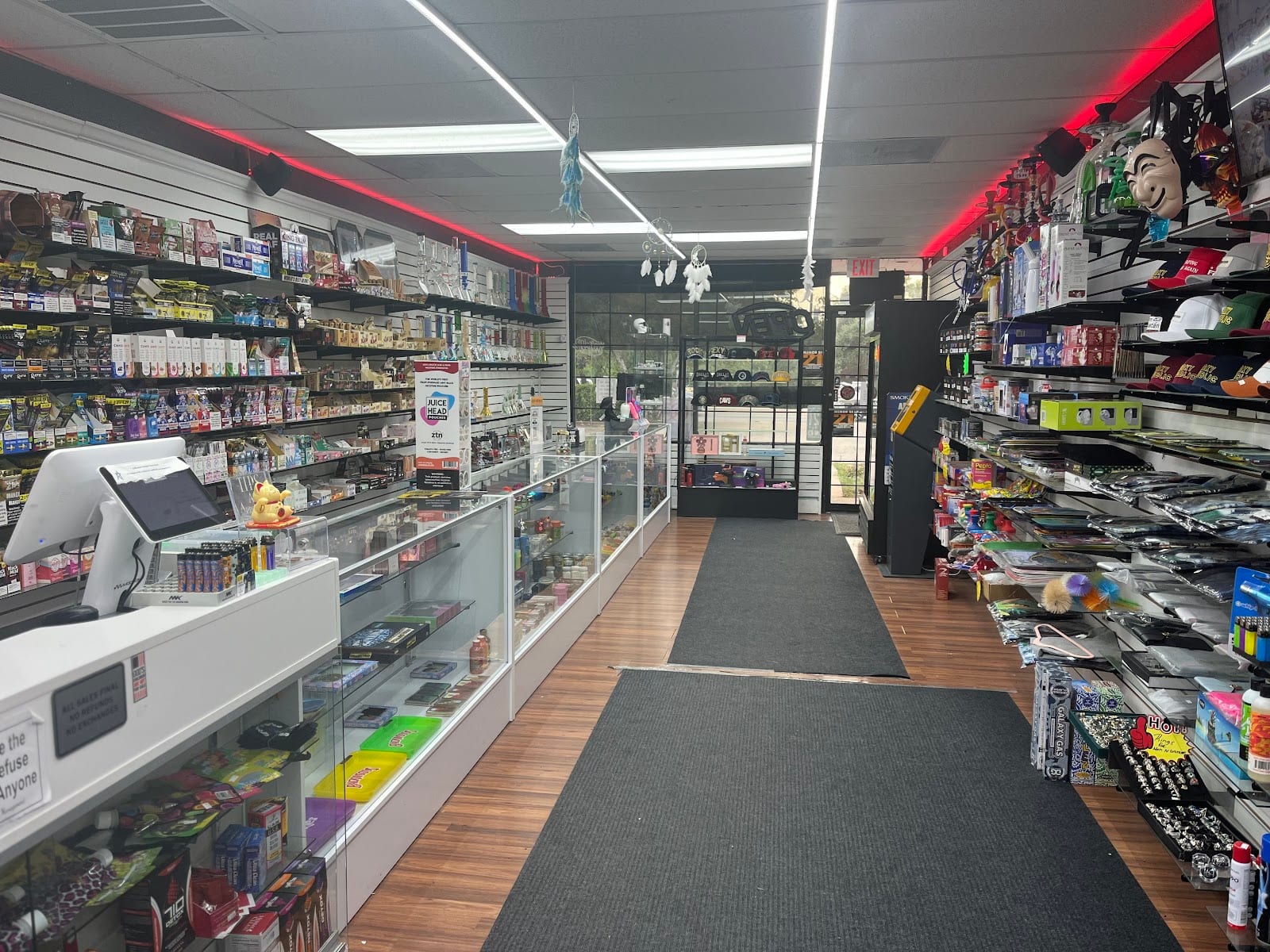 Chill Out Smoke Shop, photo 2