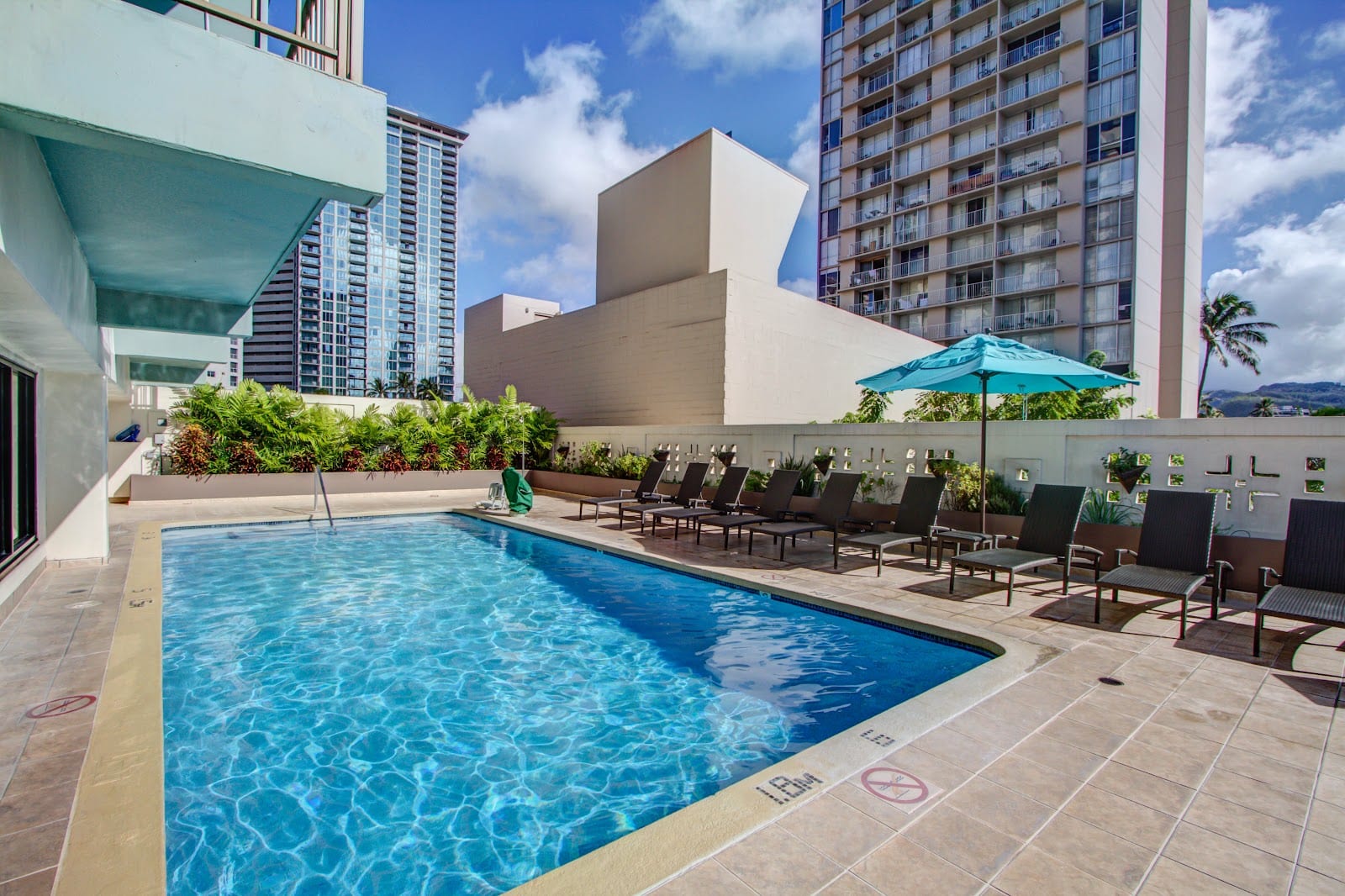 Luana Waikiki Hotel & Suites, photo 3