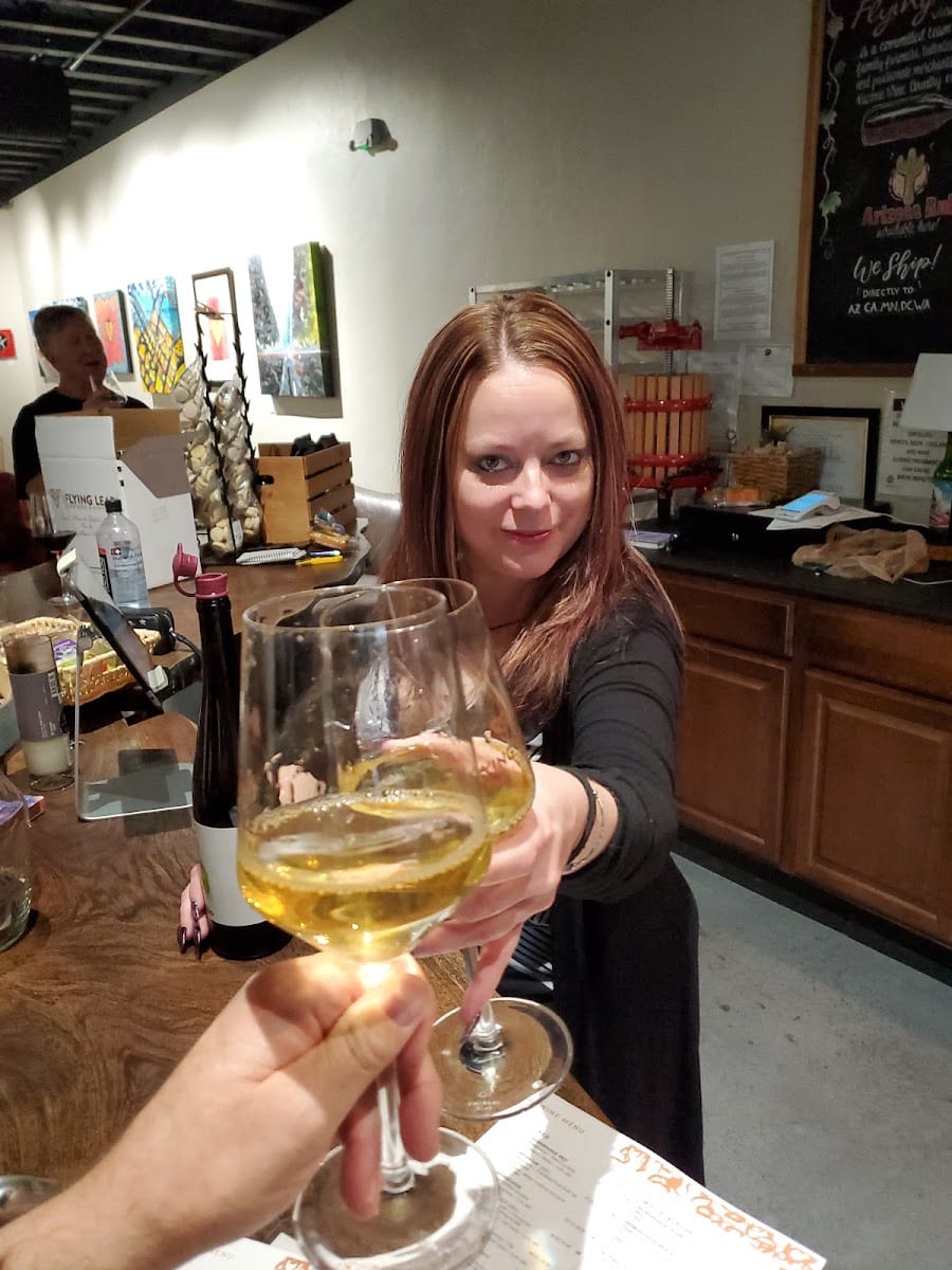 Flying Leap Vineyards Tucson Tasting Room & Fine Art Gallery