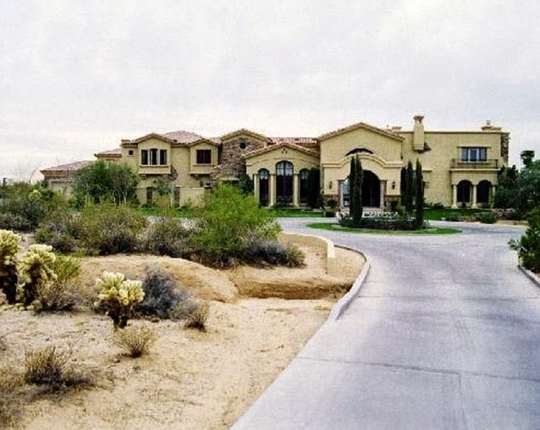 Lynne Nash Luxury Realtor