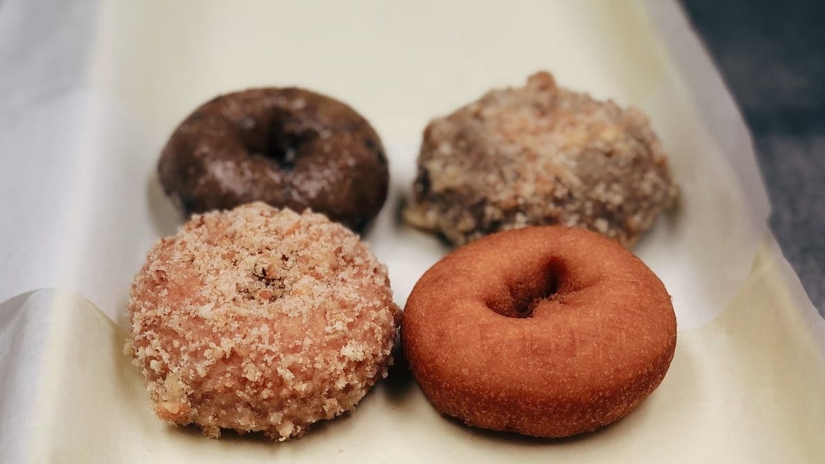 S J Donuts, photo 3