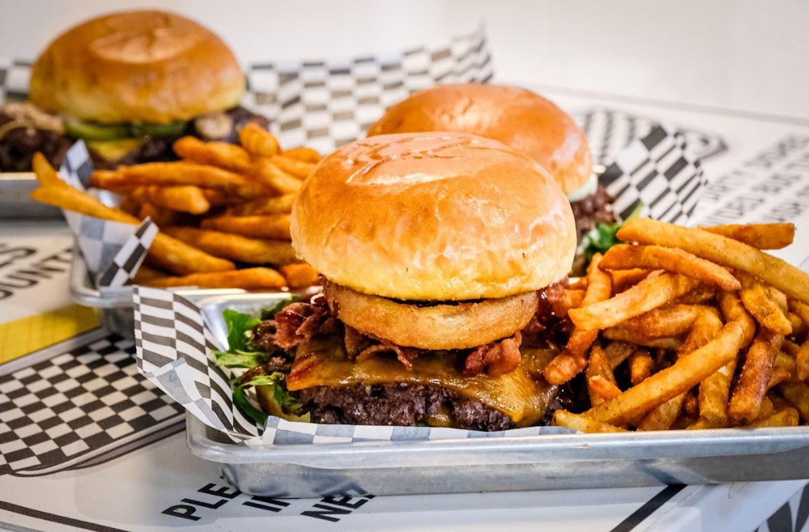 Doms Burgers