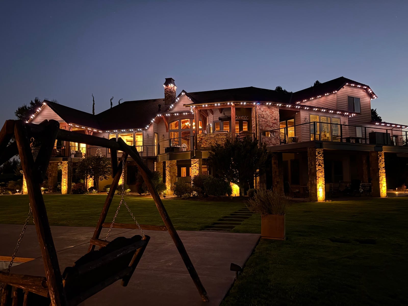Saint Nick's Christmas Lights, photo 4