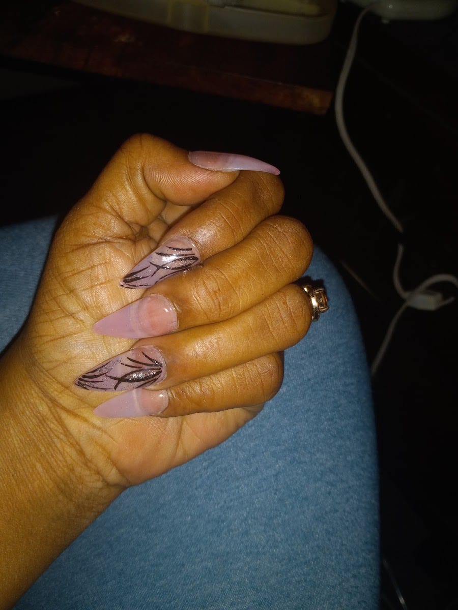 Kathy Nails, photo 2