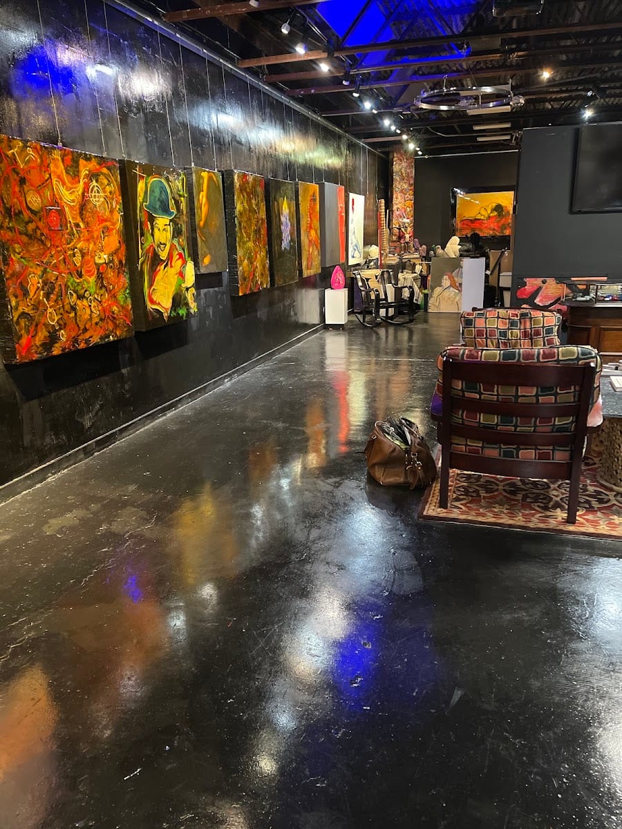 Darrell Troppy Studio/Gallery