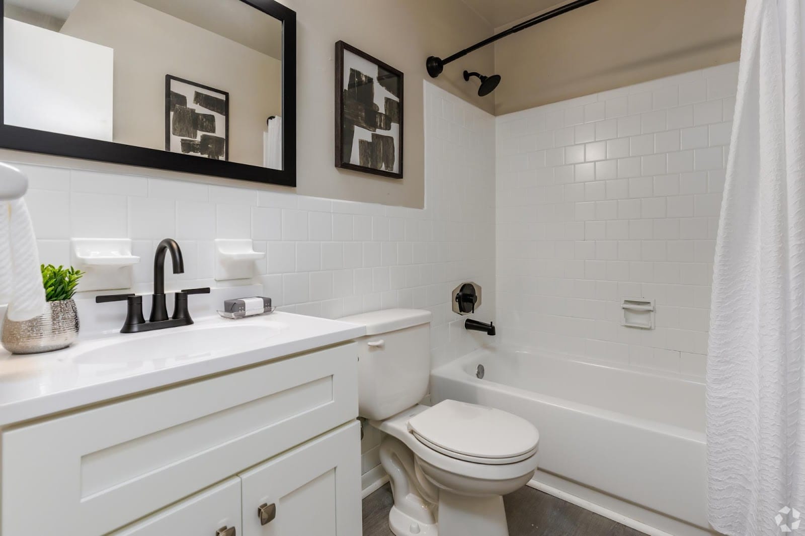 Carson Square Apartments, photo 3