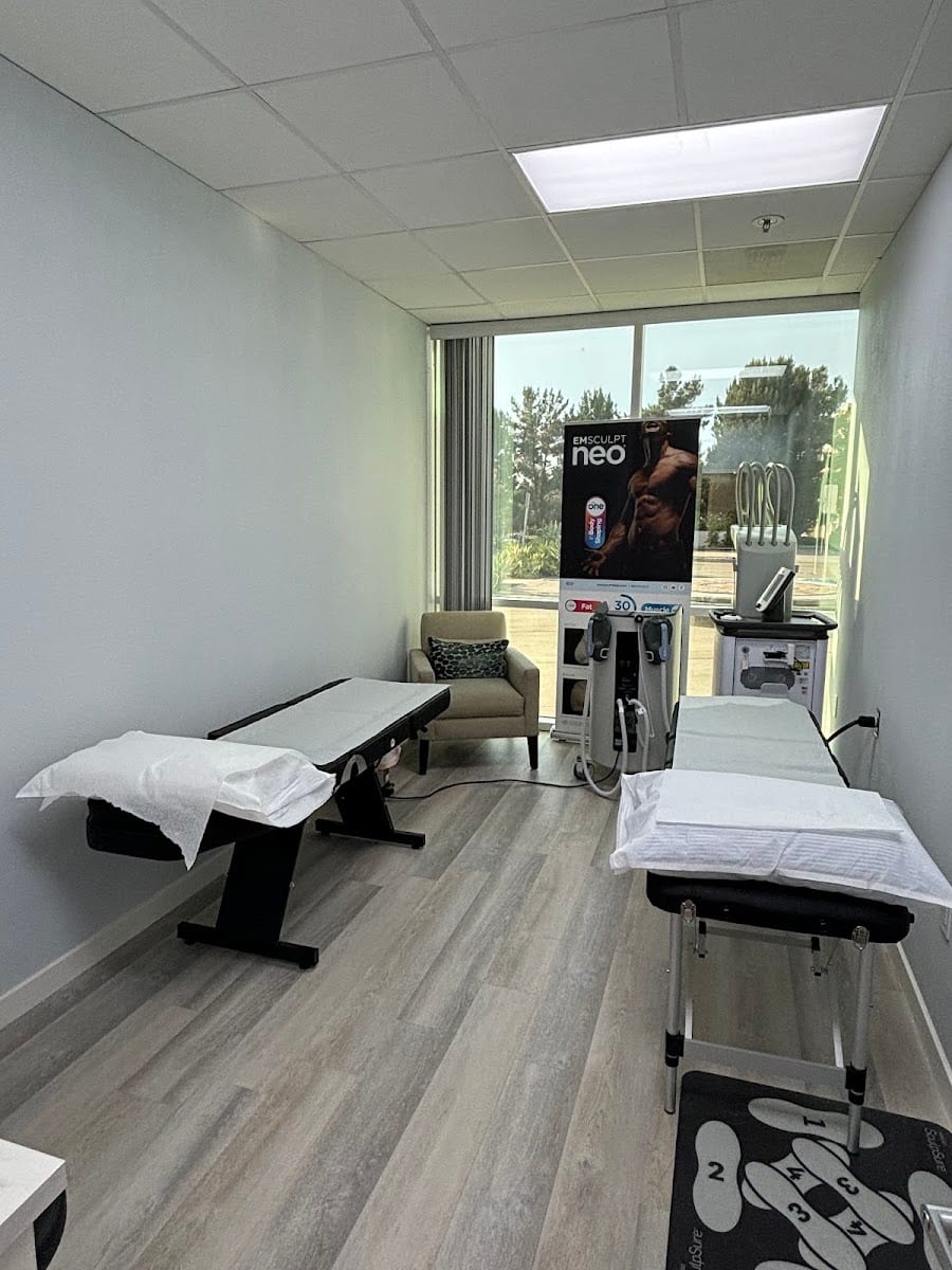 Lux Medical OC, photo 3