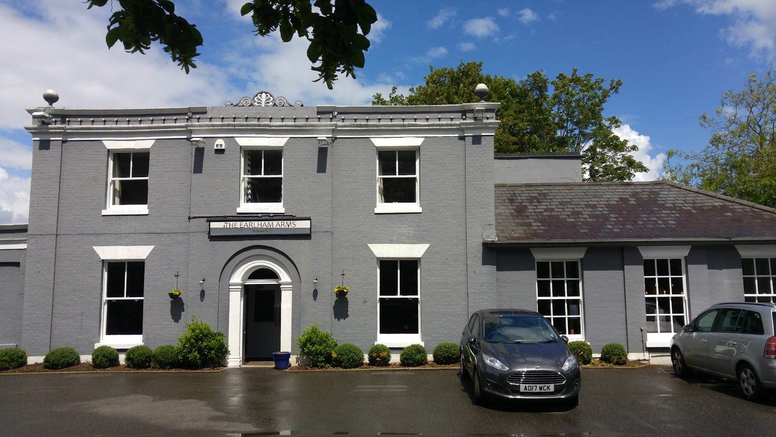 The Earlham, photo 2