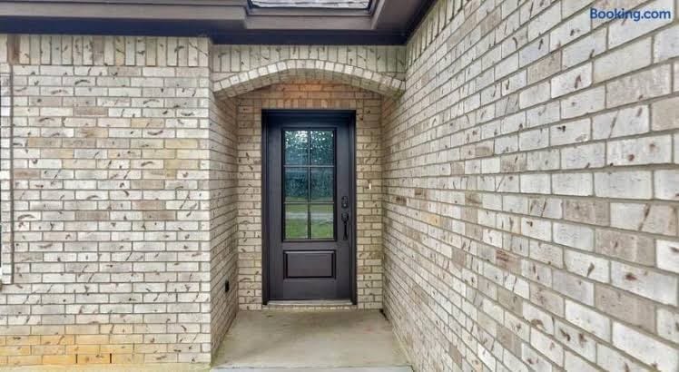 Beaumont Rental Home ~ 2 Mi to Gulf Terrace Park!, photo 2