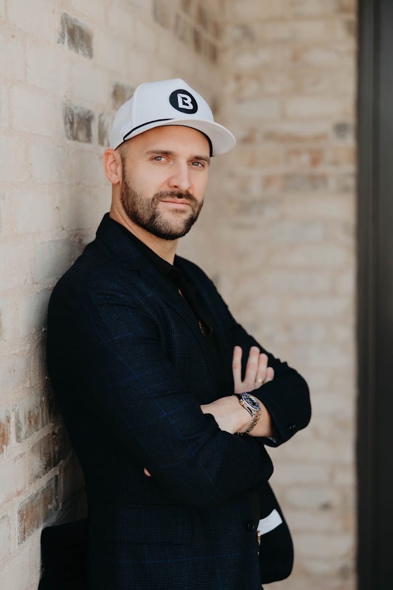 Travis Turner - Elevate Realty Group, photo 2