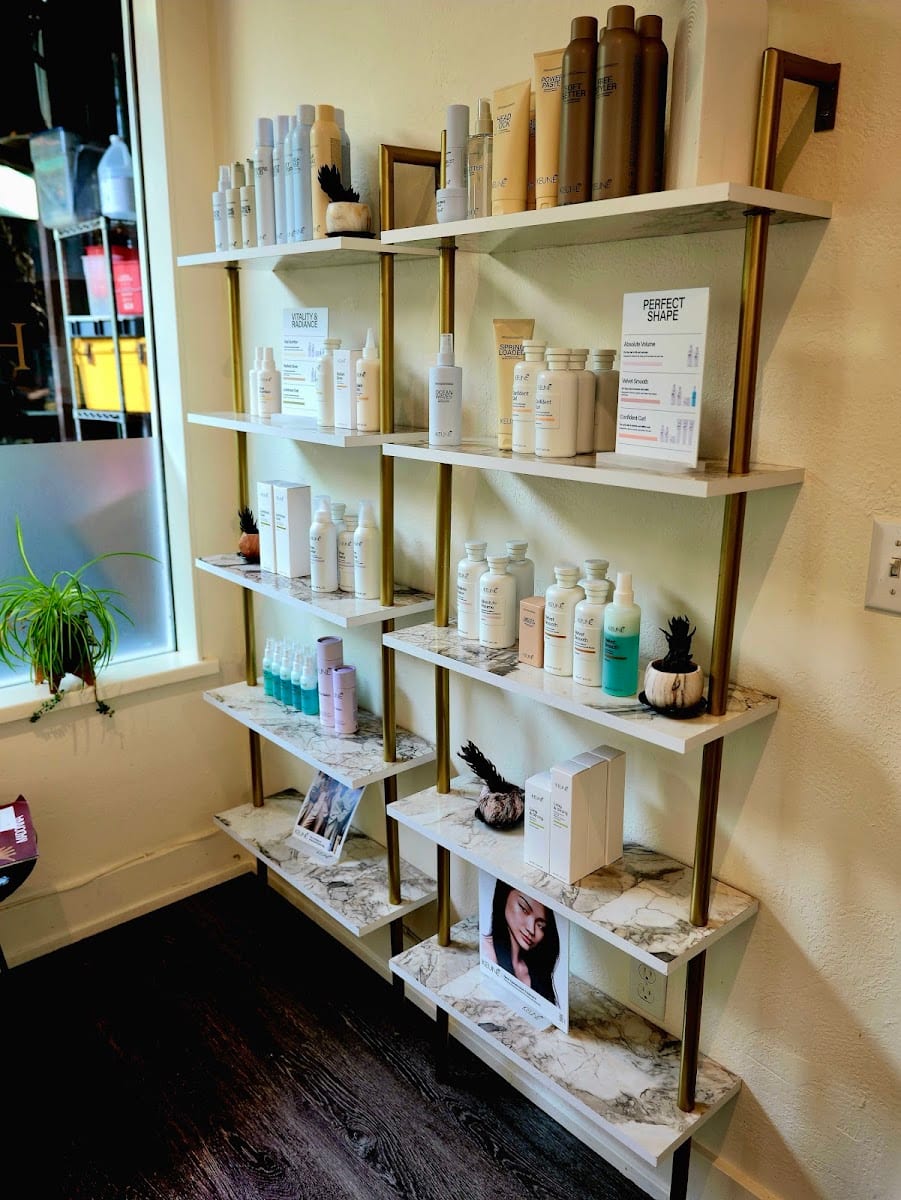 Honeycomb Salon, photo 2