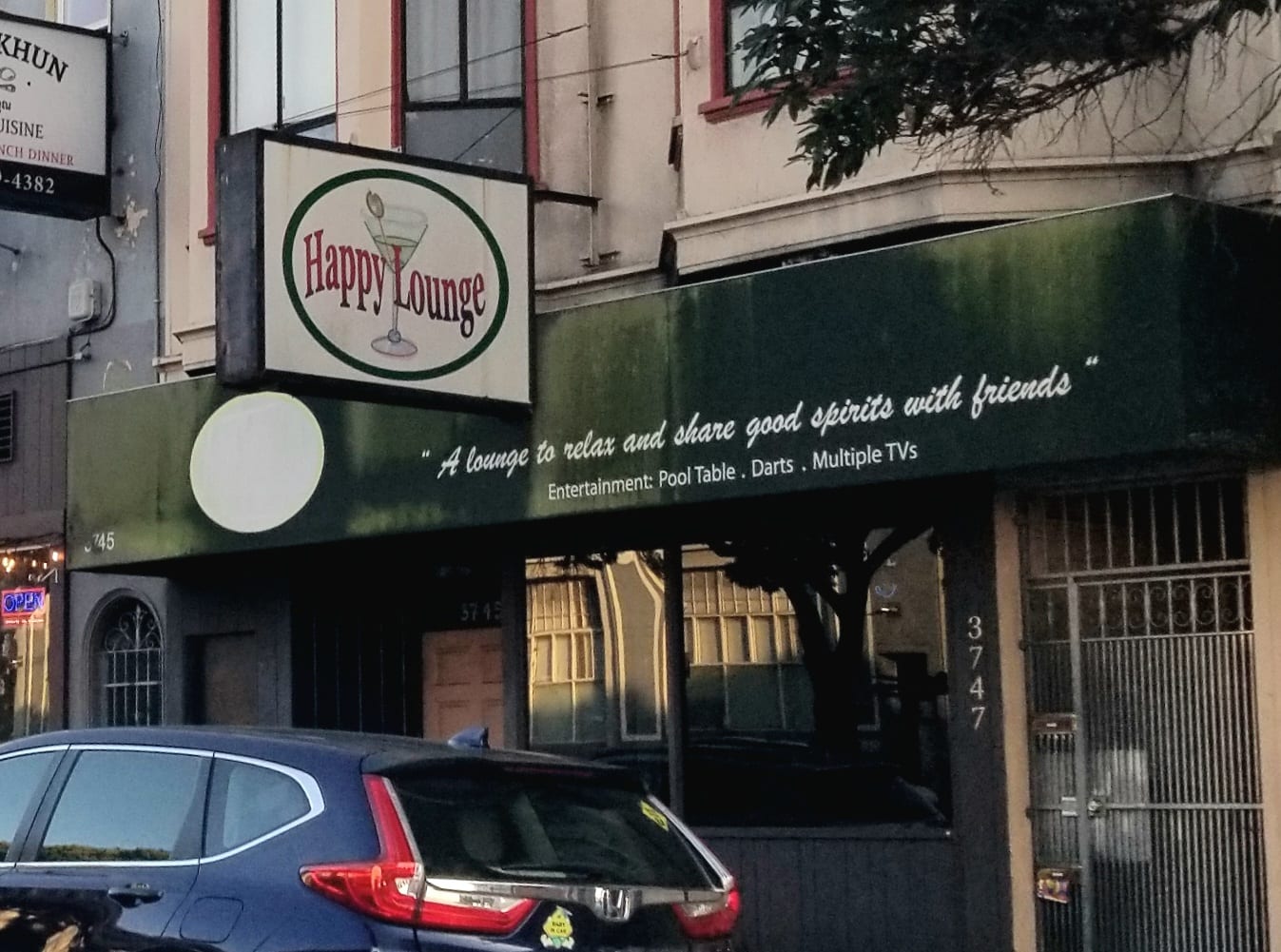 Happy Lounge