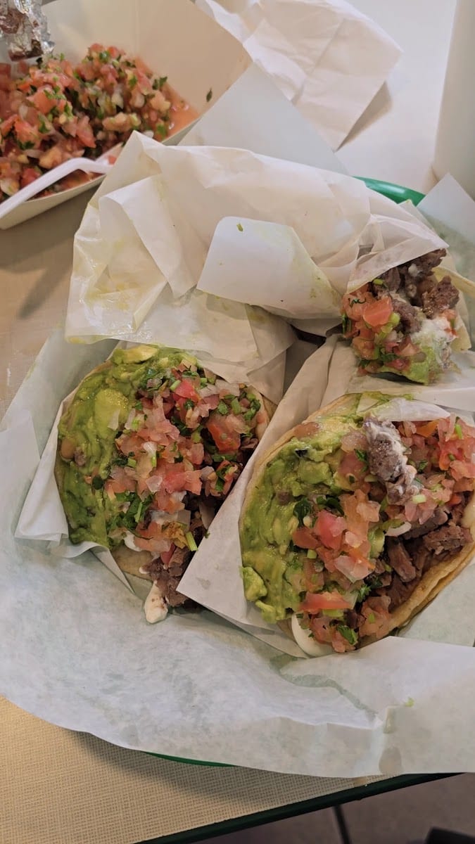 Los Tacos, photo 2