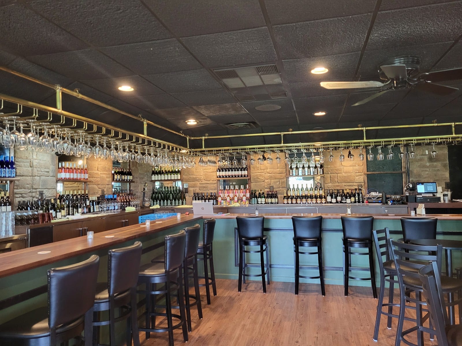 Vine & Tap
