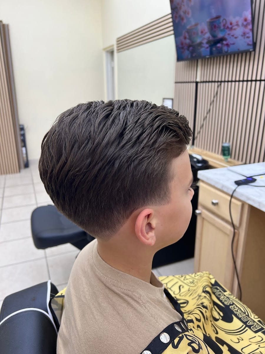 SAM THE BARBER, photo 3