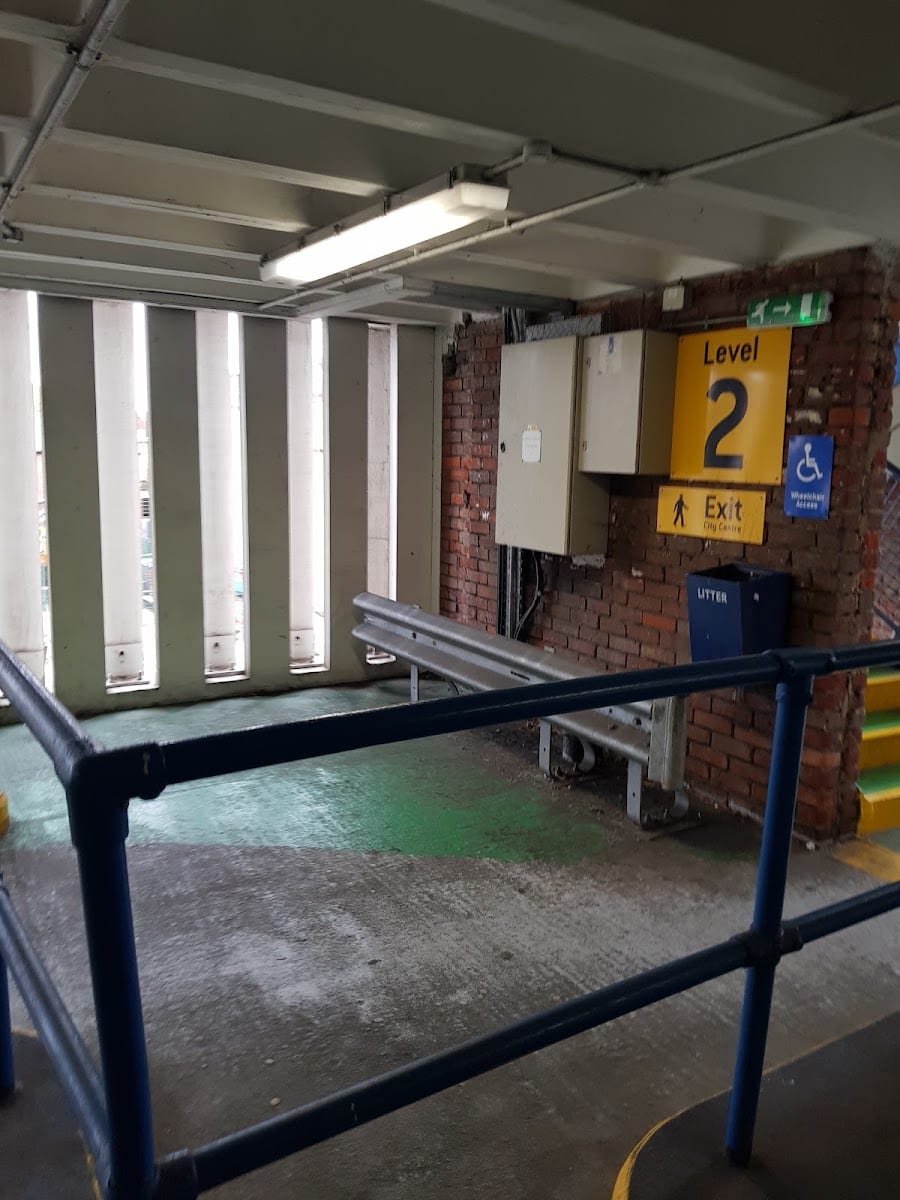 Russell Avenue Car Park, photo 3