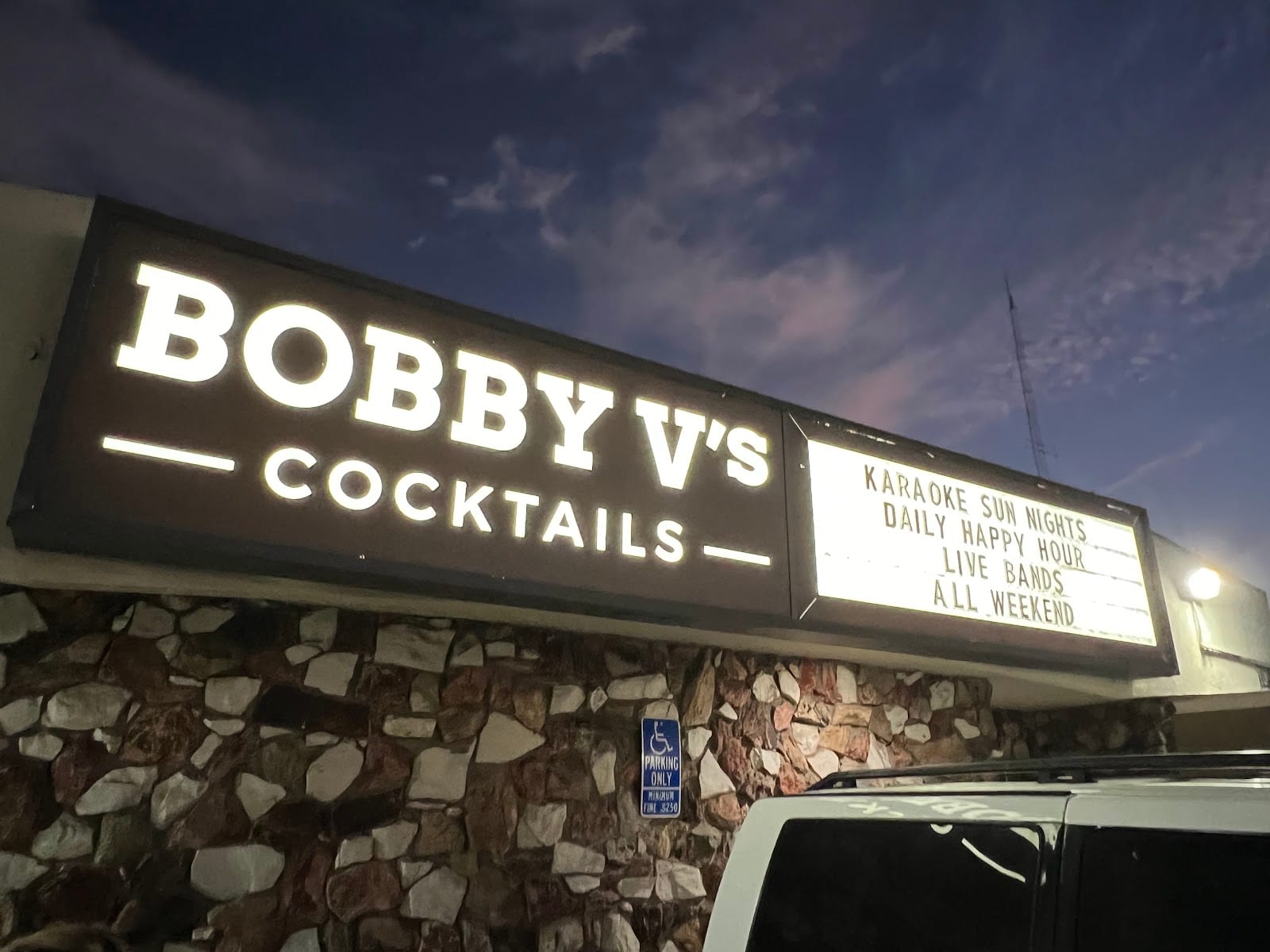 Bobby V's Cocktails, photo 2