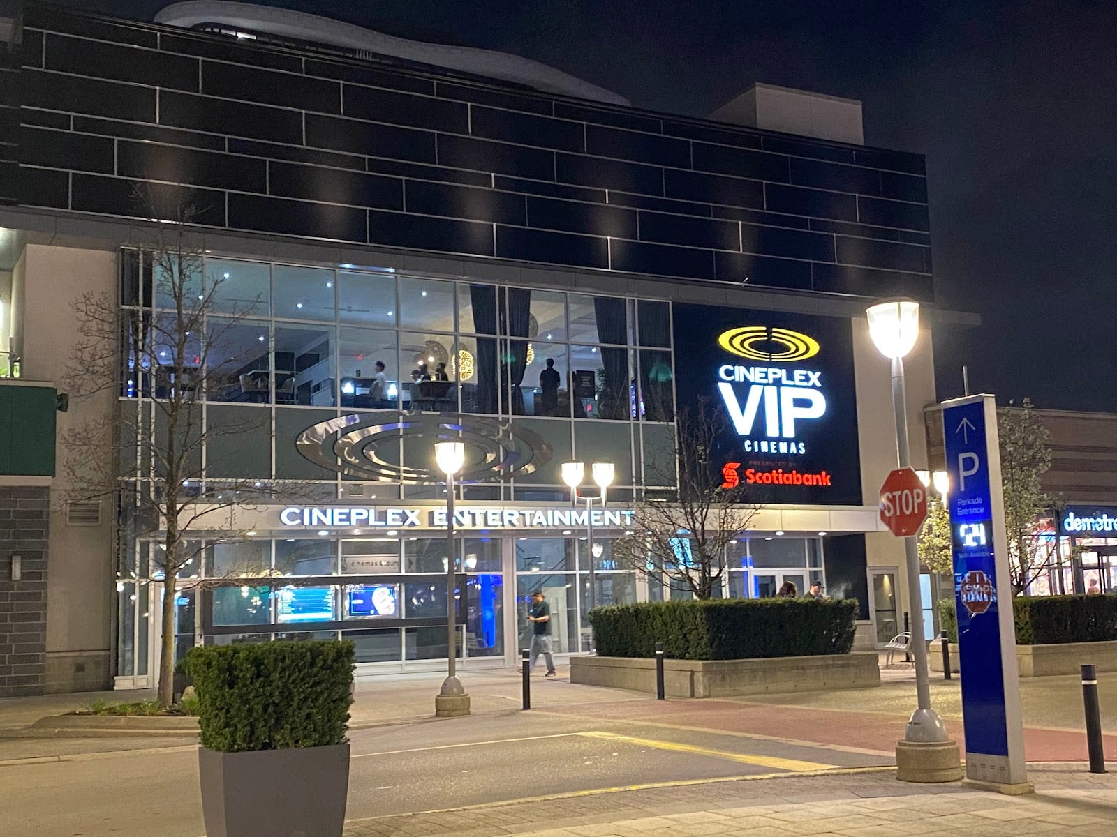 Cineplex VIP Cinemas Don Mills