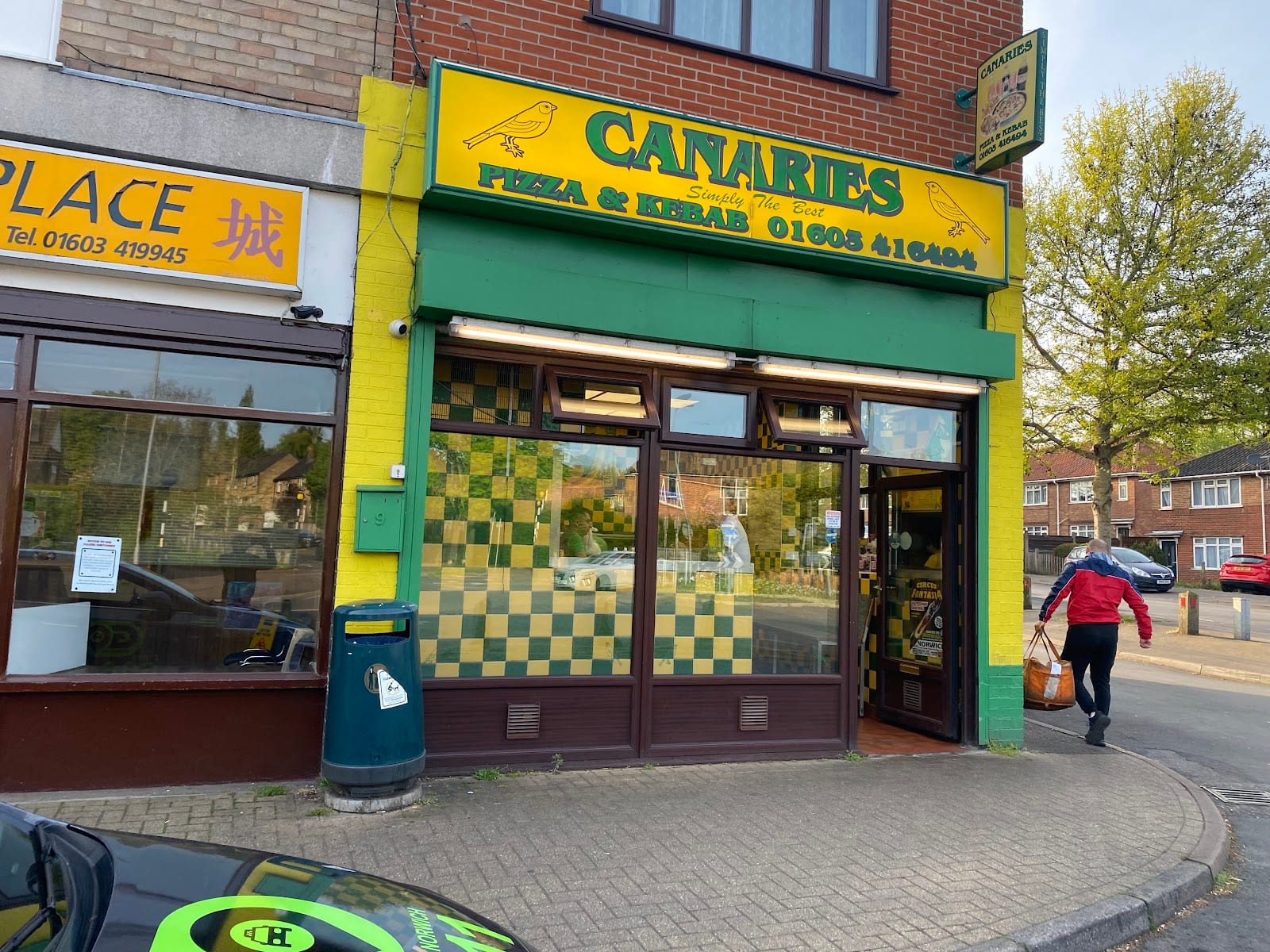 Canaries Pizza & Kebab