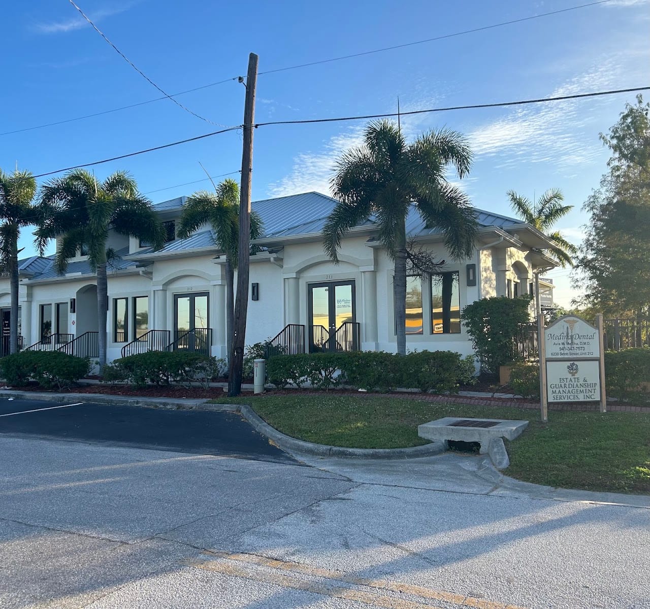 Medina Dental, L.L.C.
