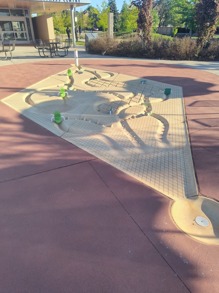 Ed Sackfield Arena Playground, photo 3