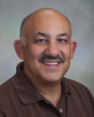 Jose Cura, MD, photo 3