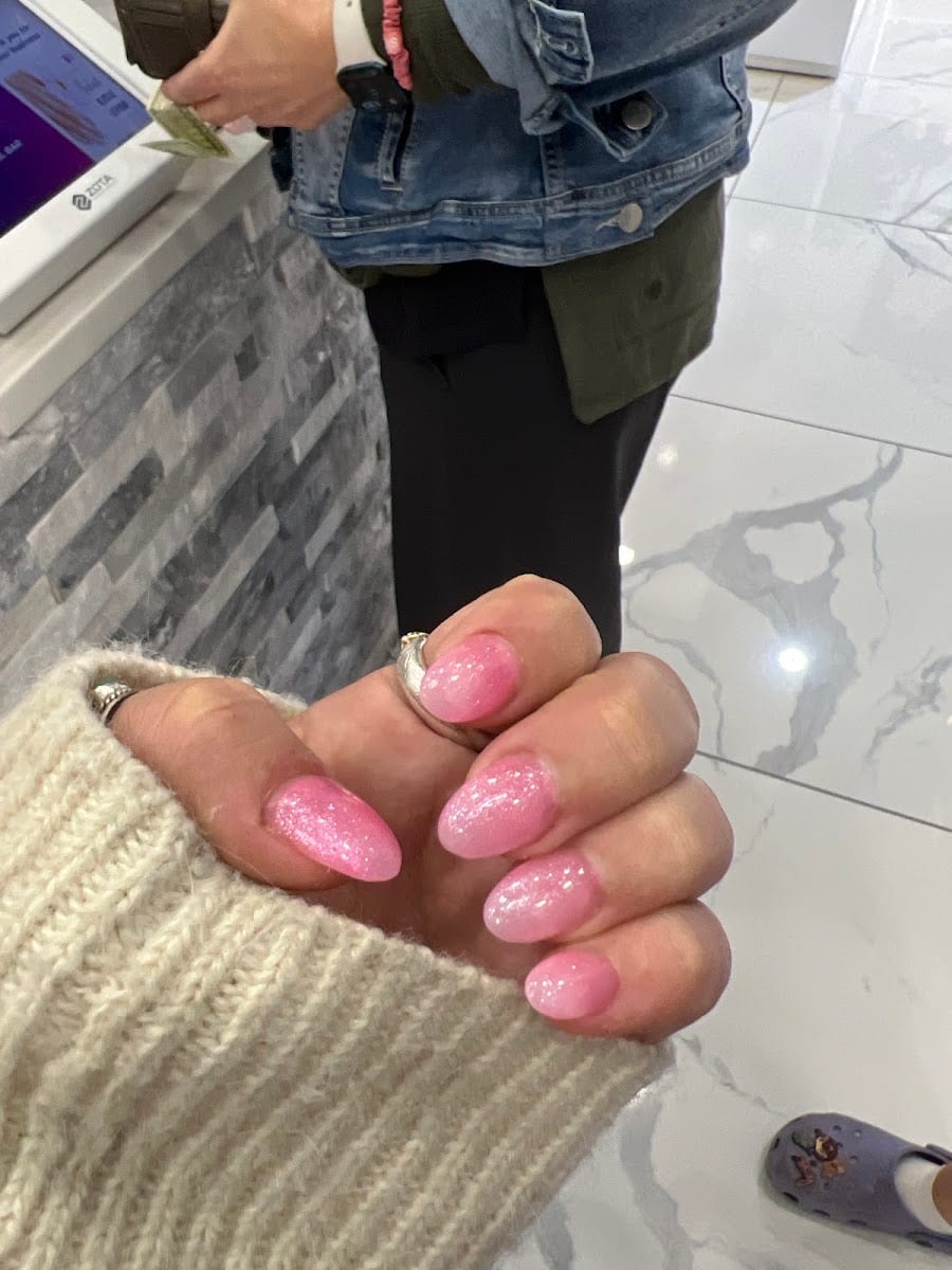 Queena's Nail Bar