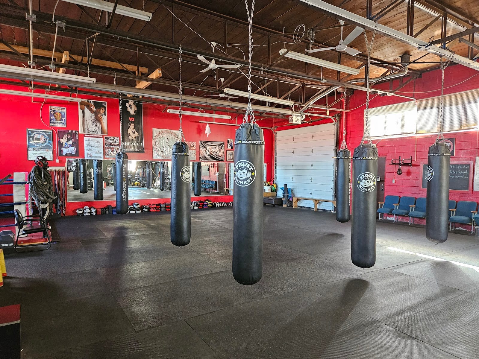 Hook Up Muay Thai