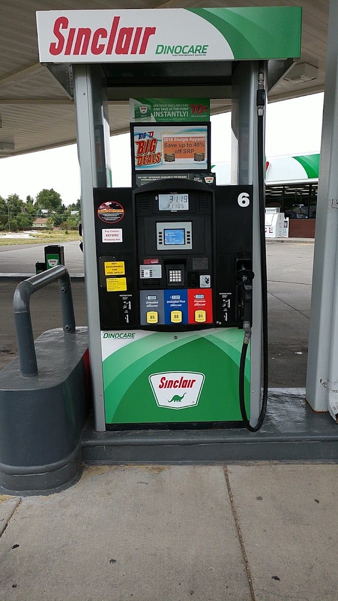 Sinclair Gas Station, photo 2
