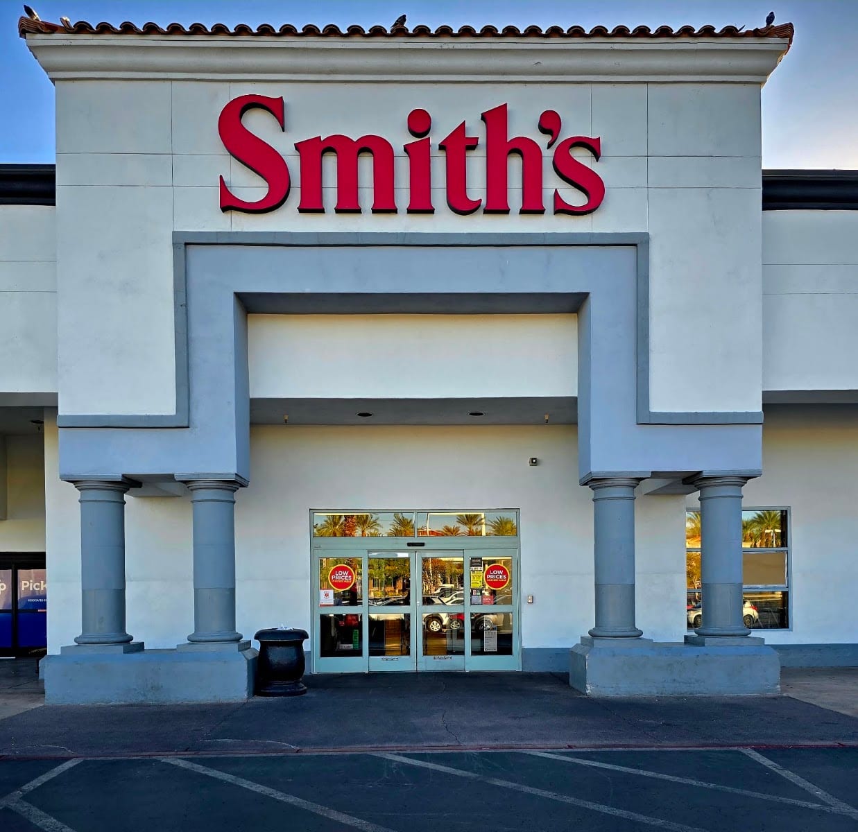 Smith's Marketplace, photo 2
