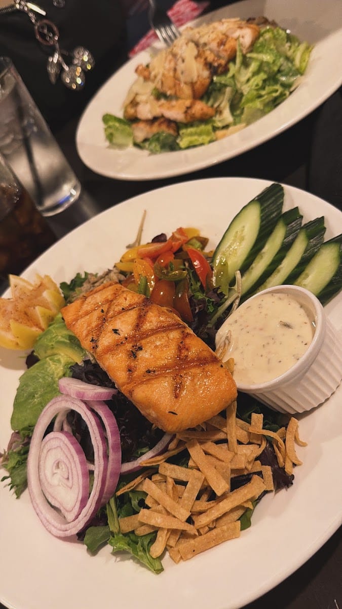 California Grill Restaurant & Cantina