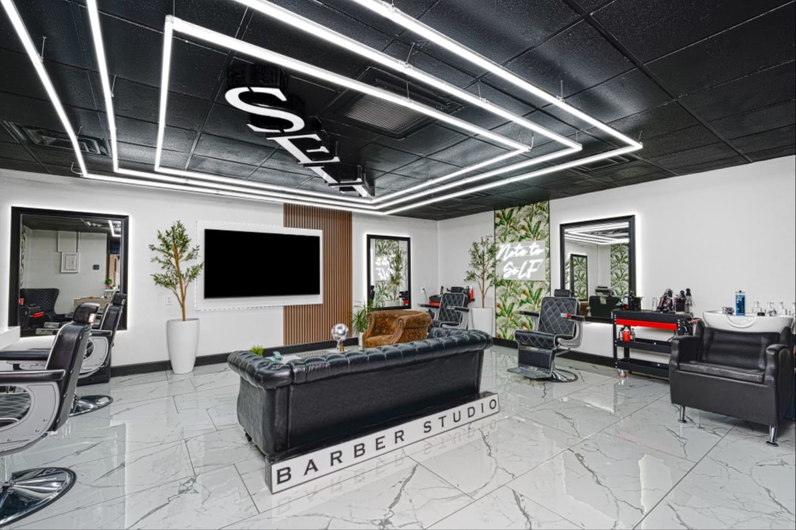 Self Barber Studio, photo 2
