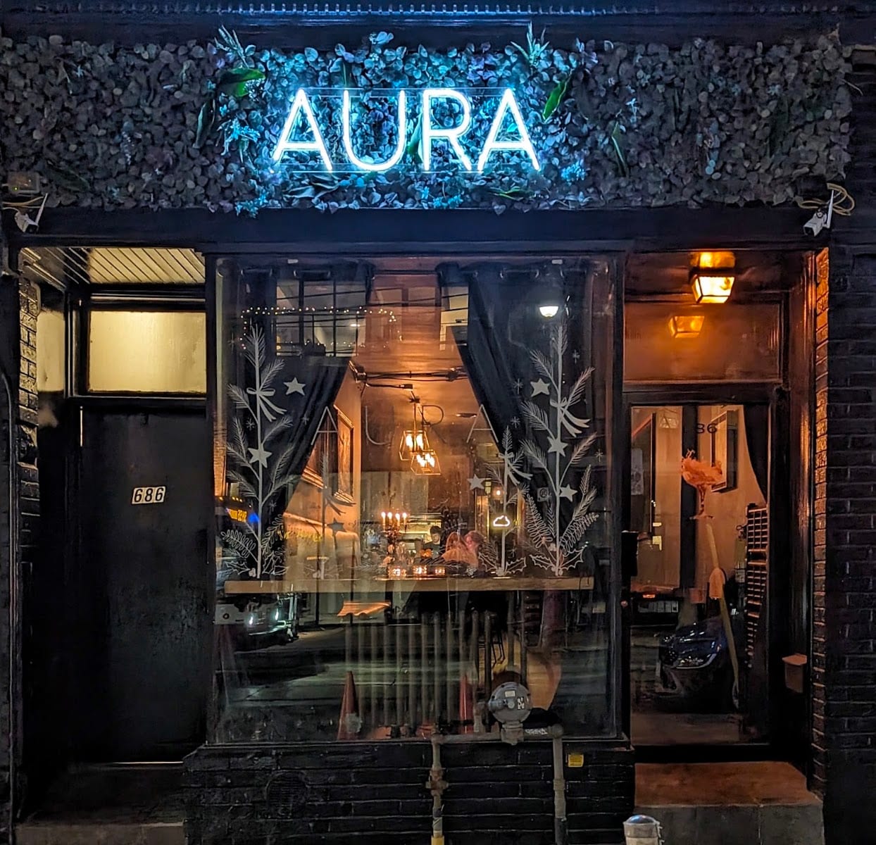 Aura - Cocktail Bar & Cafe, photo 2