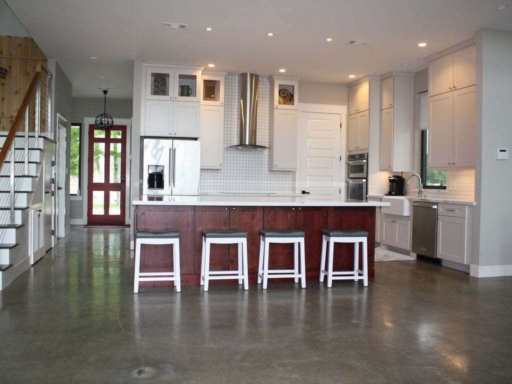 Red Berry Hollow, photo 2