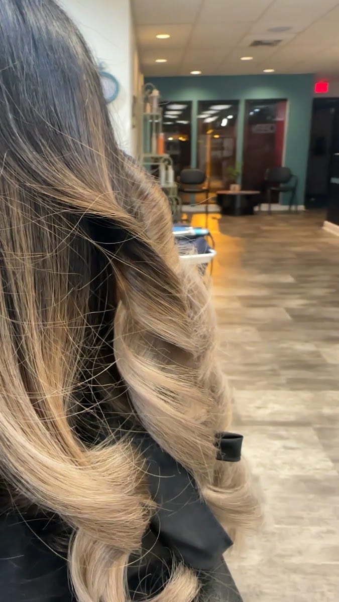 Kevin Alexander Hairstylist | Urban Hairs salon, photo 4