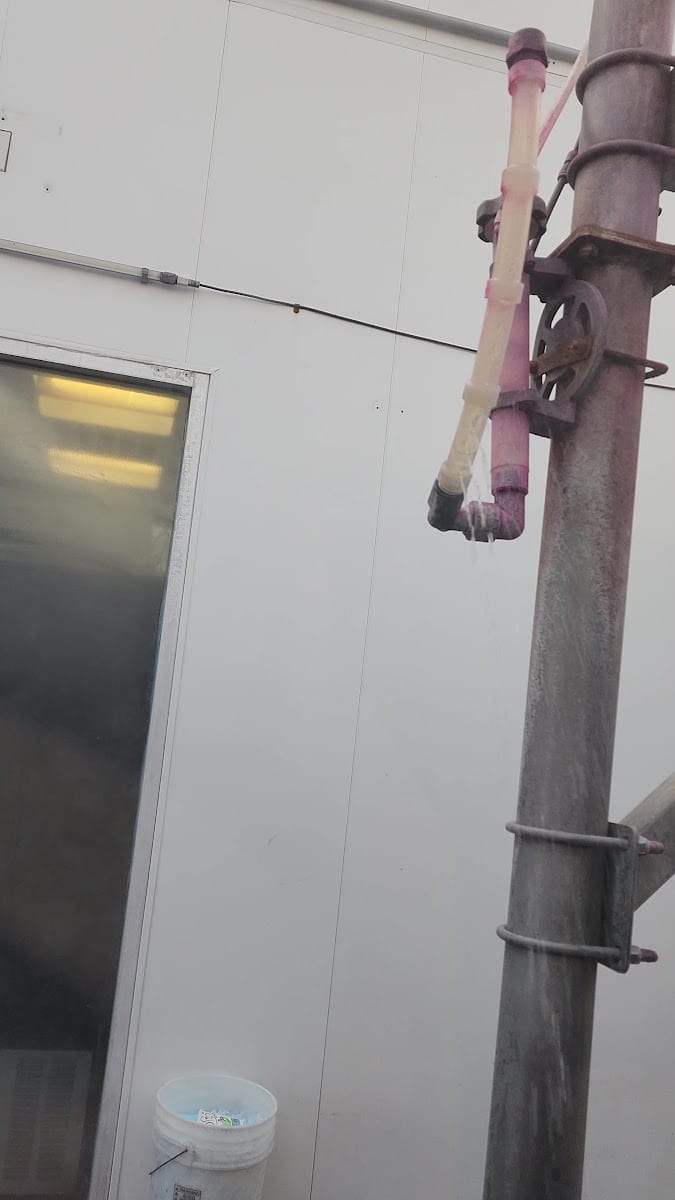 WASHGUYS Car Wash, photo 3