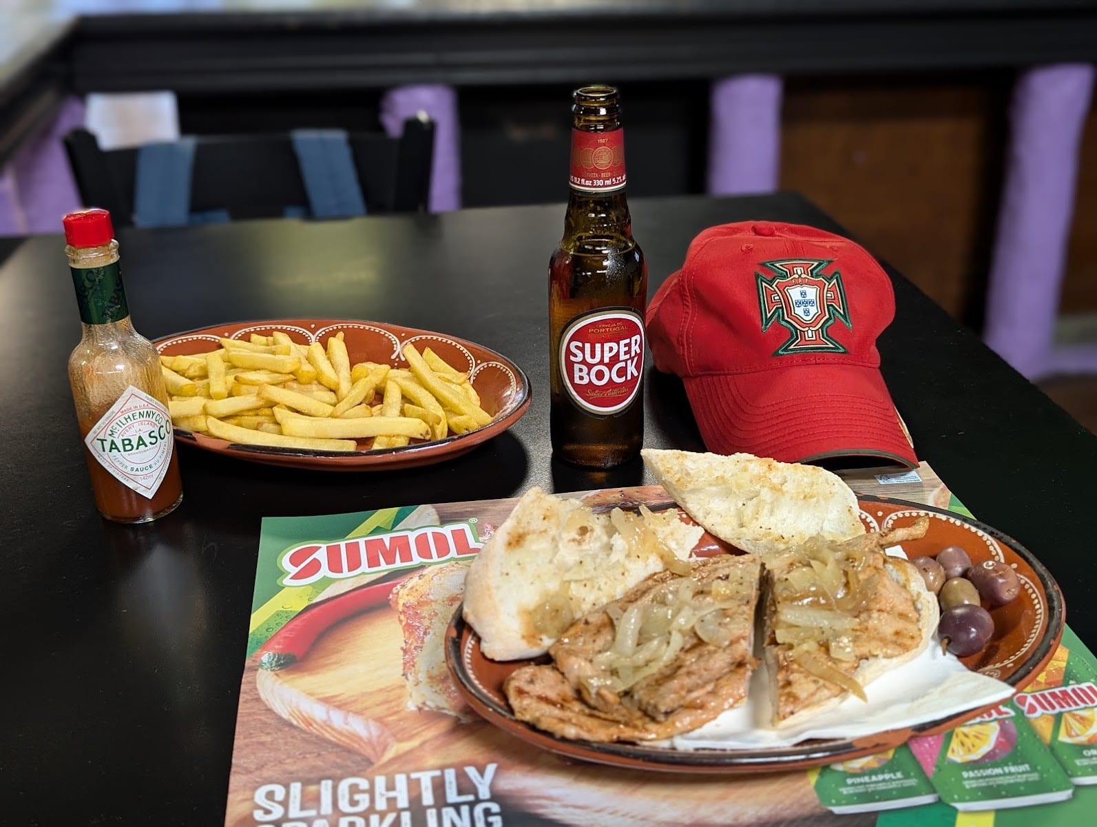 Ti Carlos Bar