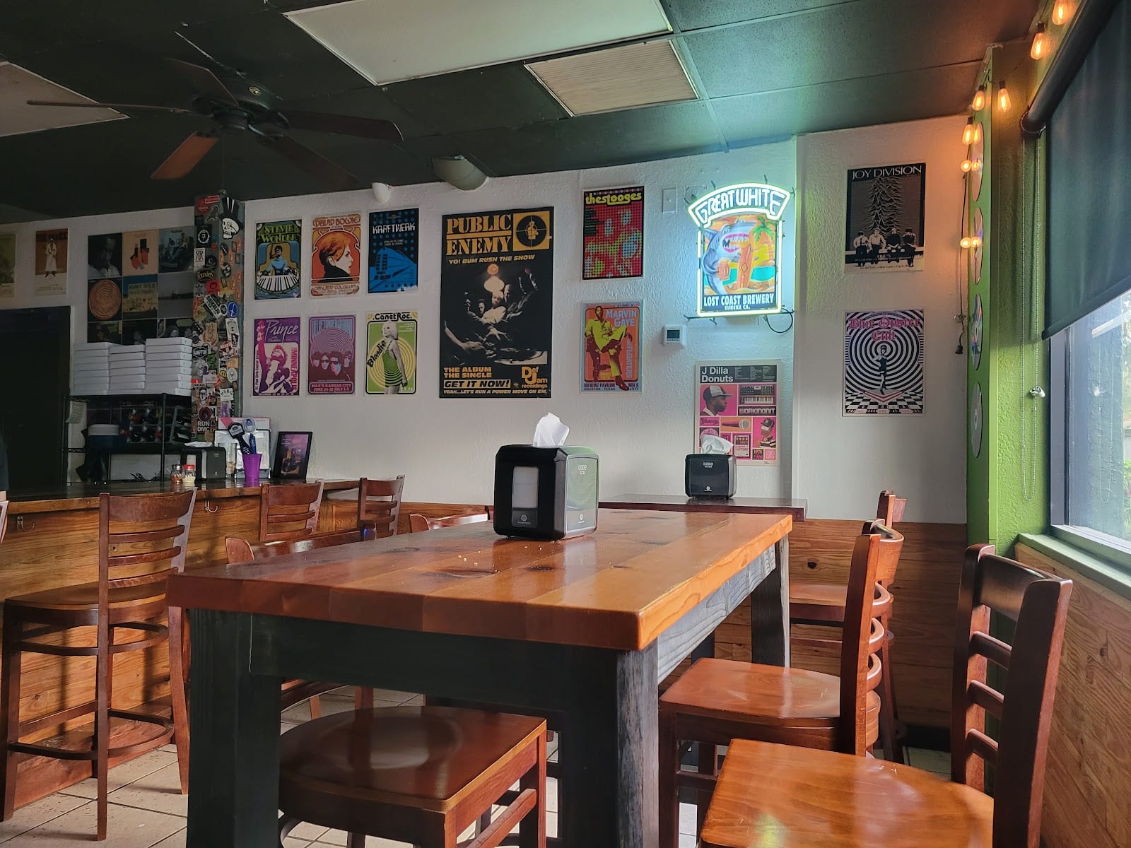 Hampton Station Pizza & Records, photo 4
