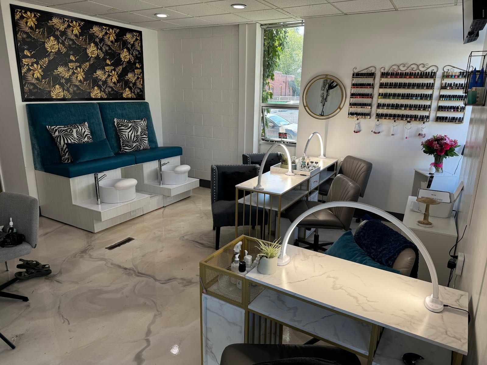 Vibez Nail Spa