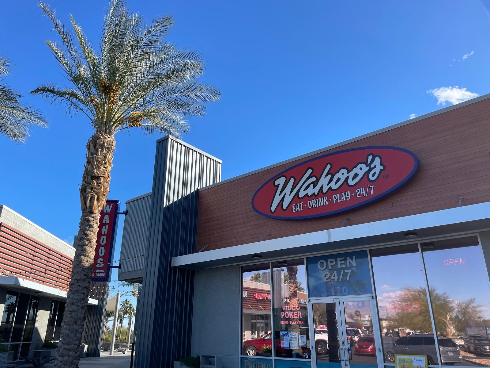 Wahoo's Fish Taco, photo 2